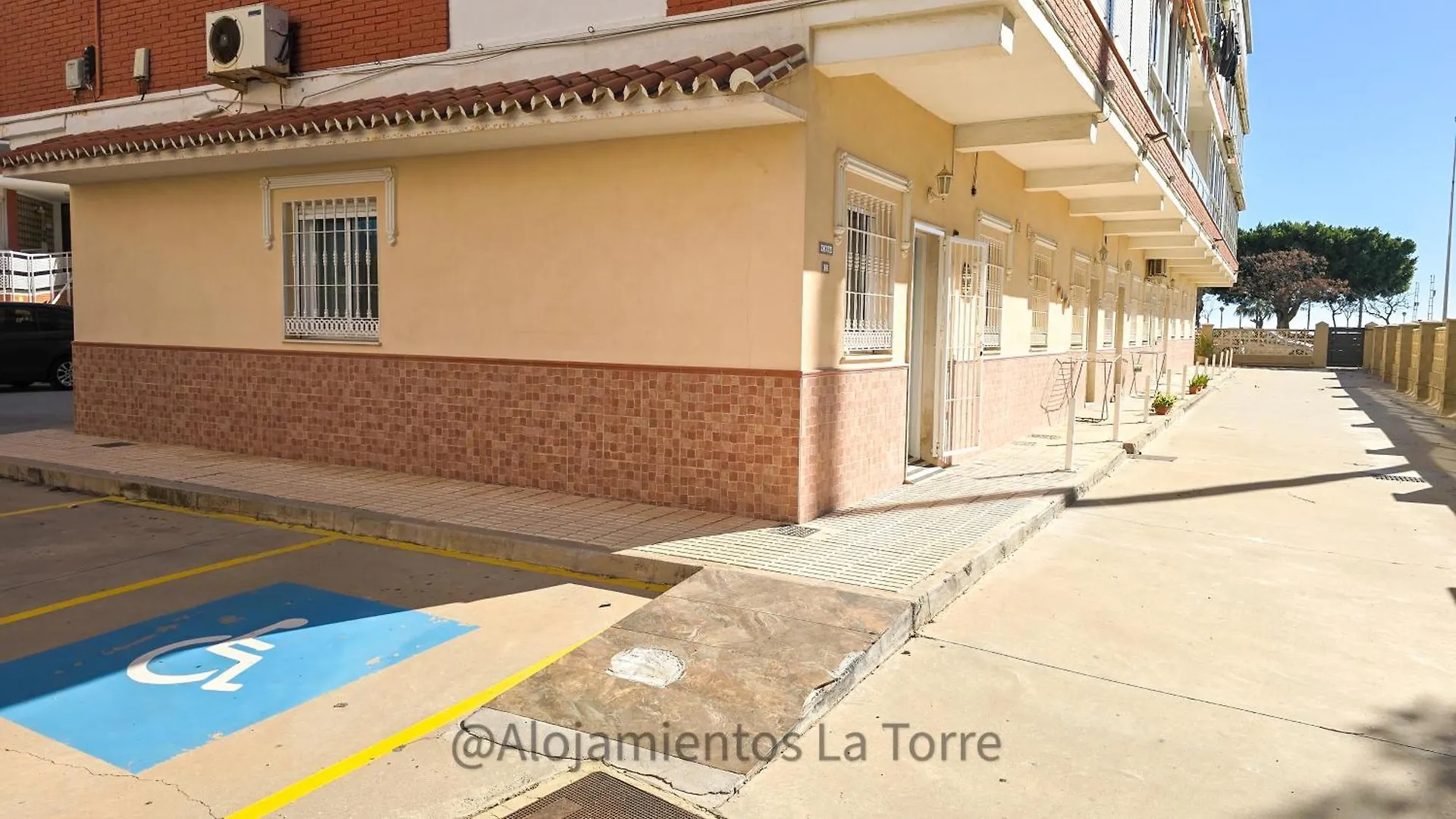 Casa Faro Pmr - Alojamientos La Torre 토레델마르 아파트