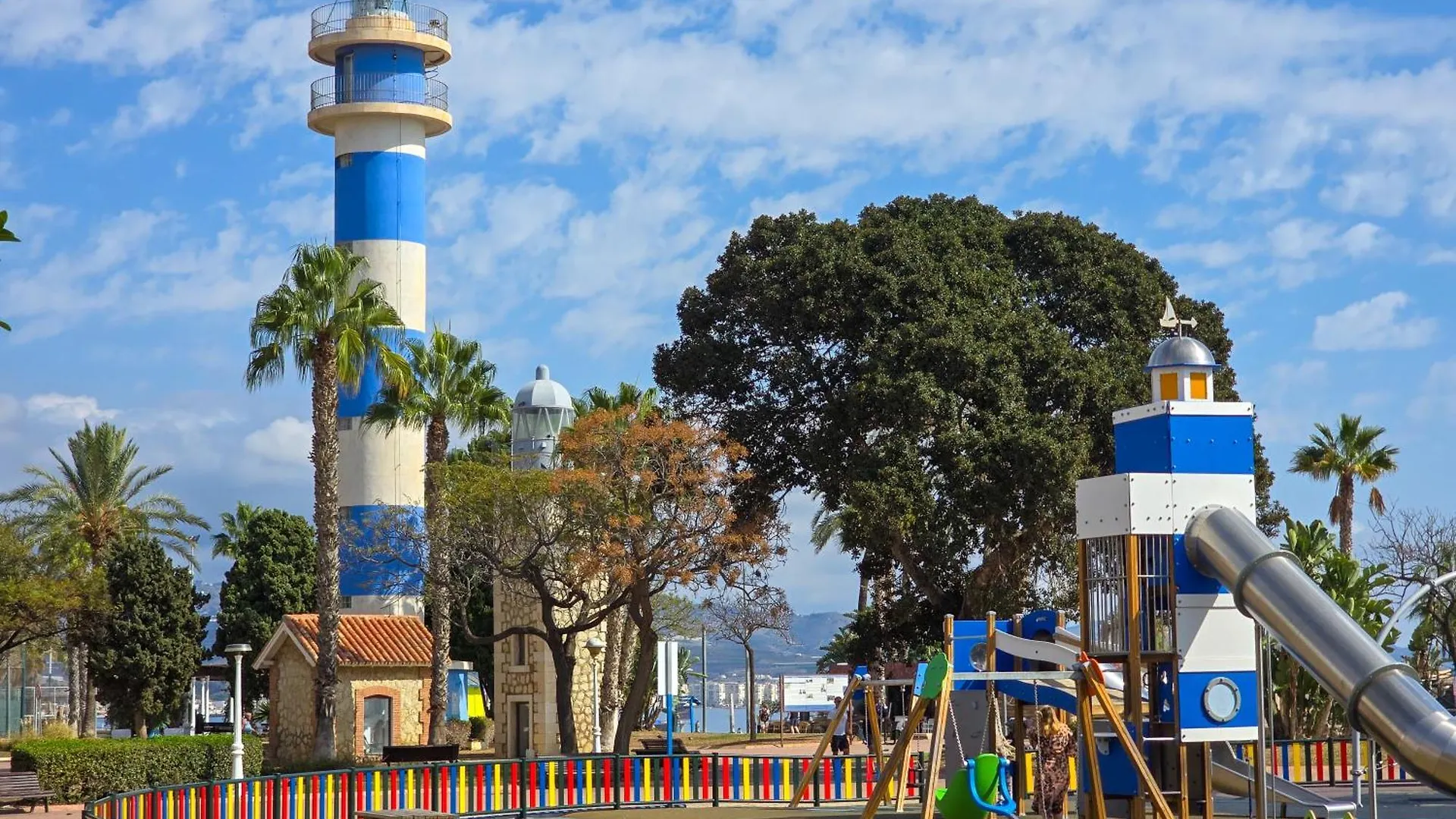 Casa Faro Pmr - Alojamientos La Torre 토레델마르 0*,  스페인