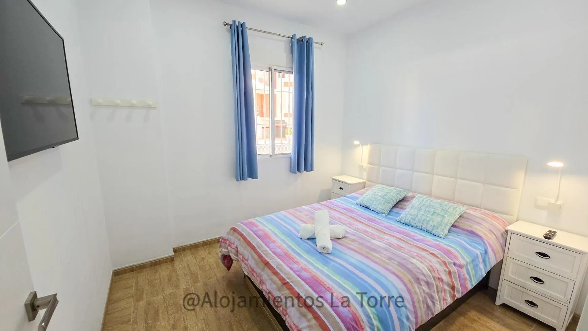 Casa Faro Pmr - Alojamientos La Torre 토레델마르 아파트